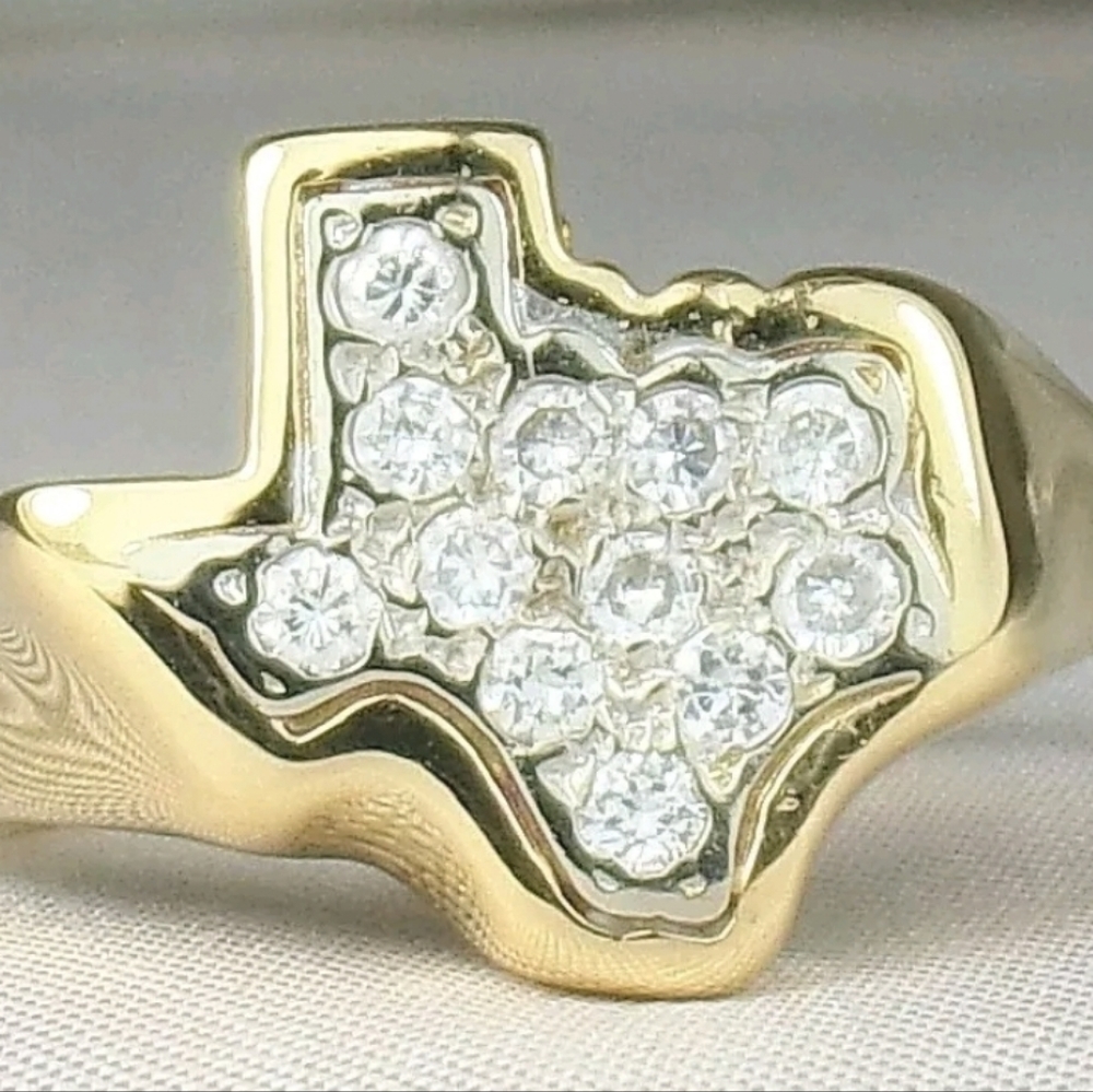 14k Gold Diamond Texas Ring